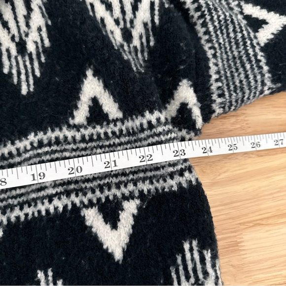 A&F Wool Blend Shawl Collar Open Cardigan Size L Western Nordic White Black Red - Picture 7 of 8